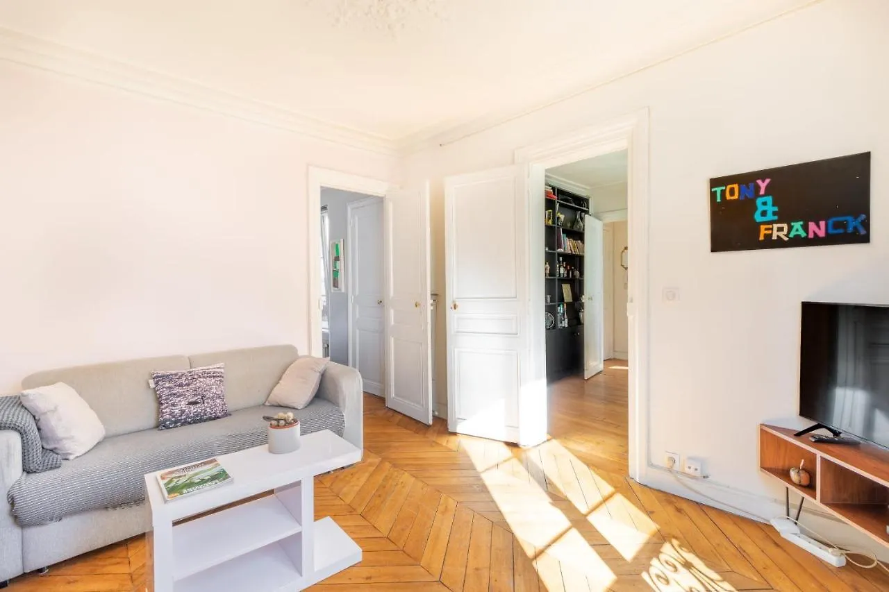 Guestready - Charming Apartment 8 Mins To Arc De Triomphe Paris 0*,  France